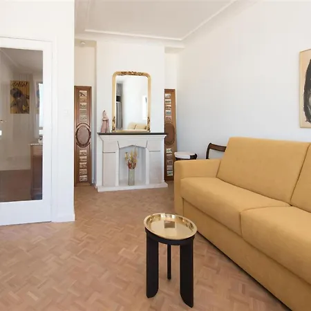 Beautiful In A Location Near Appartement Ostende
