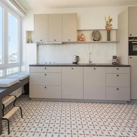 Appartement Beautiful In A Location Near *