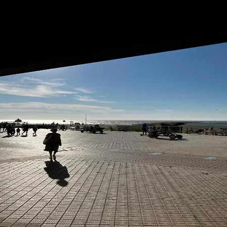 Beautiful In A Location Near Appartement *